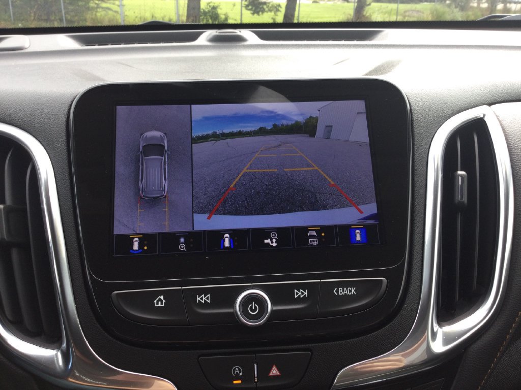 Used 2024 Chevrolet Equinox Premier FWD image 23