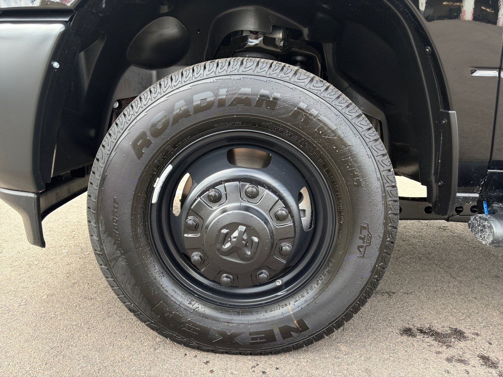 New 2027 RAM 3500 Tradesman AWD/4WD image 11