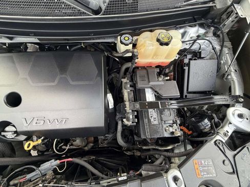 Used 2018 Chevrolet Traverse Premier image 36