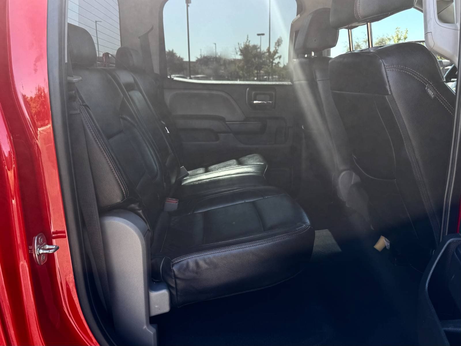 Used 2018 Chevrolet Silverado 1500 Custom w/ Custom Convenience Package AWD/4WD image 19