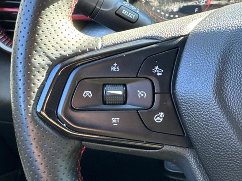 Used 2024 Chevrolet Trax RS w/ Driver Confidence Package image 22