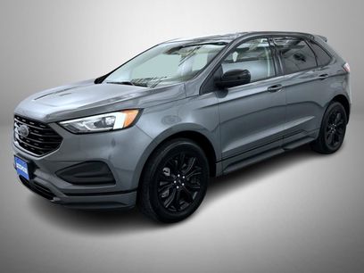 Used 2024 Ford Edge SE w/ Black Appearance Package