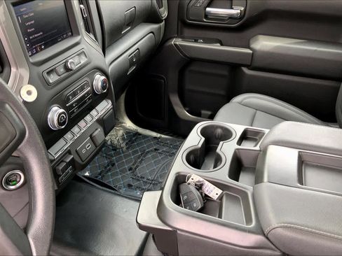 Used 2024 GMC Sierra 2500 Pro image 16