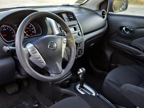 Used 2015 Nissan Versa SV FWD image 23