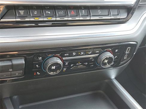 Certified 2024 Chevrolet Silverado 2500 High Country w/ High Country Premium Package image 28