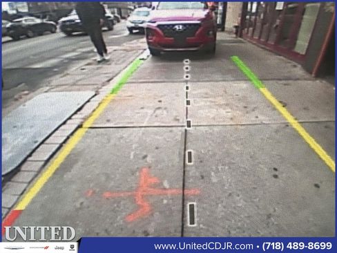 Used 2019 Jeep Cherokee Limited image 31