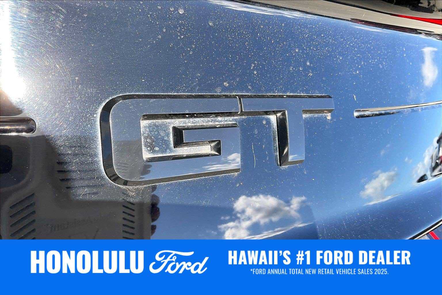 Used 2018 Ford Mustang GT Premium w/ Black Accent Package RWD image 7