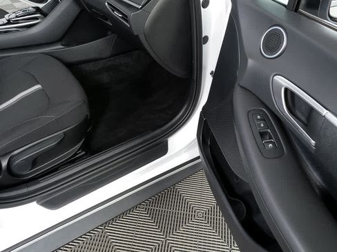 Certified 2023 Hyundai Sonata SE w/ Cargo Package image 22