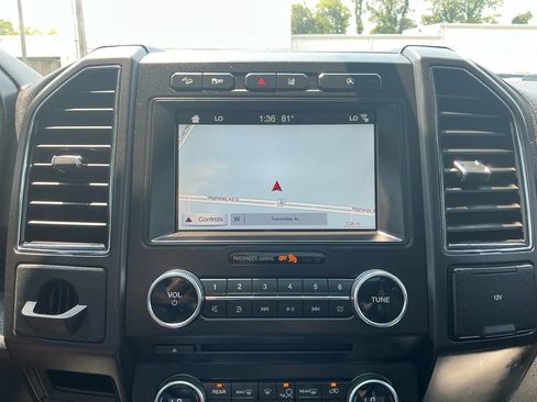 Certified 2018 Ford Expedition Limited w/ Equipment Group 301A AWD/4WD image 26
