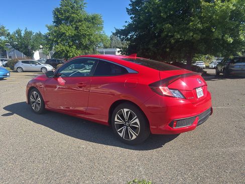 Used 2018 Honda Civic EX-T image 4