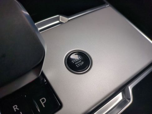 New 2026 Land Rover Range Rover SE AWD/4WD image 23