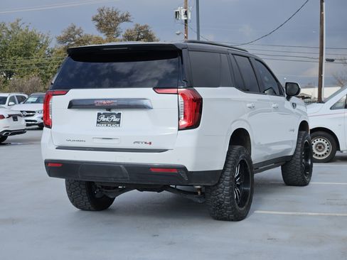 Used 2023 GMC Yukon AT4 image 9