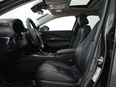 Used 2021 MAZDA CX-30 AWD 2.5 S w/ Premium Package image 23