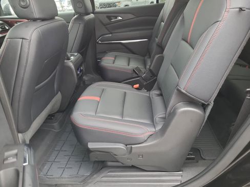 Used 2025 Chevrolet Traverse RS w/ LPO, Floor Liner Package AWD/4WD image 21