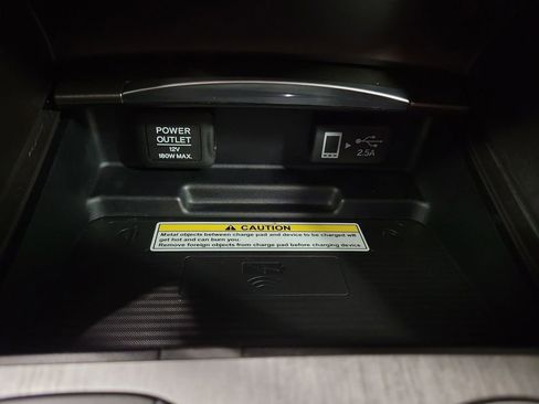 Used 2019 Acura TLX 3.5L Technology Pkg w/A-Spec P image 18