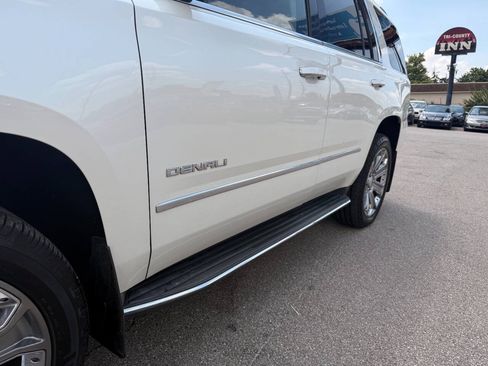 Used 2015 GMC Yukon Denali w/ Open Road Package AWD/4WD image 13