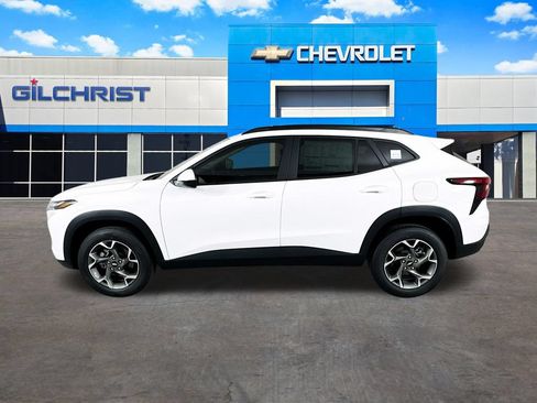 New 2026 Chevrolet Trax LT FWD image 5
