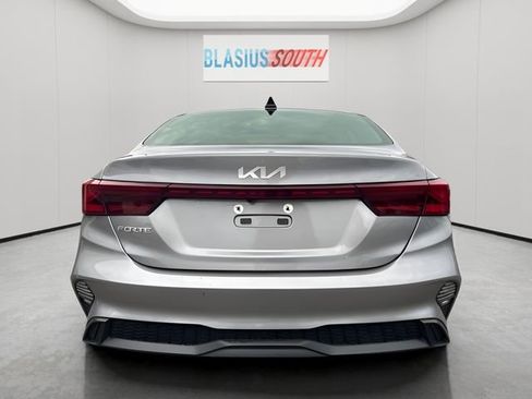 Used 2024 Kia Forte LXS FWD image 4