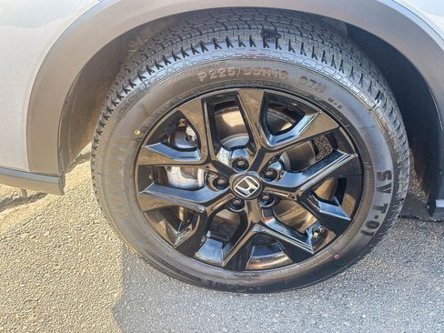 Certified 2025 Honda HR-V Sport image 11