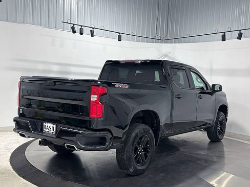 Used 2020 Chevrolet Silverado 1500 Custom Trail Boss w/ Custom Convenience Package AWD/4WD image 11