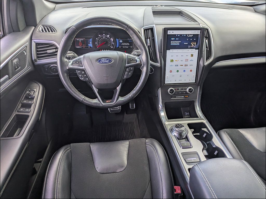 Used 2021 Ford Edge ST AWD/4WD image 16