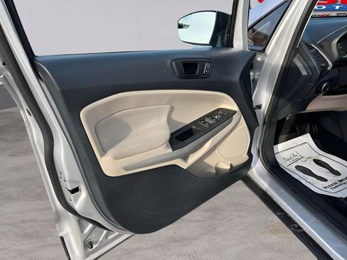 Used 2021 Ford EcoSport S image 8