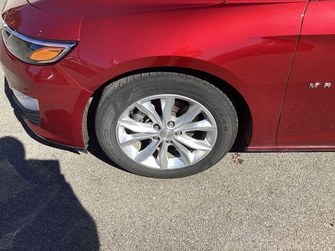 Used 2020 Chevrolet Malibu LT image 28