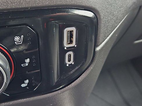 Certified 2024 Chevrolet Silverado 1500 ZR2 w/ Technology Package AWD/4WD image 20