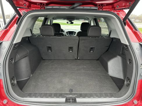 Certified 2023 GMC Terrain SLE w/ Driver Convenience Package image 22