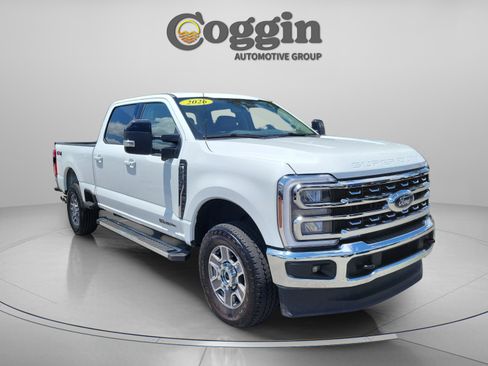 Used 2026 Ford F250 Lariat AWD/4WD image 4