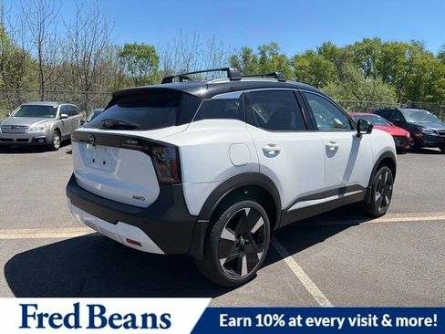 New 2026 Nissan Kicks SR w/ Cold Weather Package AWD/4WD image 9