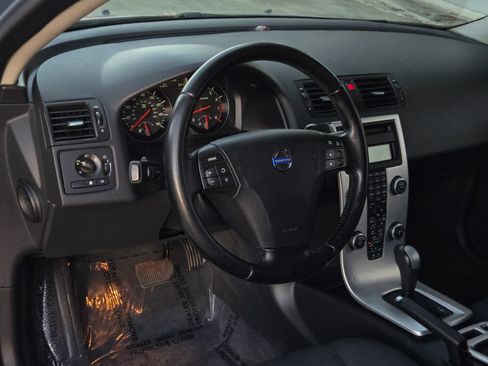 Used 2012 Volvo C30 FWD image 11
