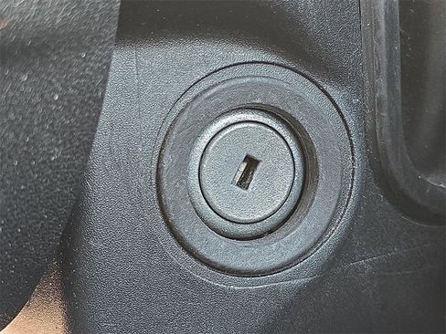 Used 2019 Ford F150 XL w/ Equipment Group 101A Mid image 17