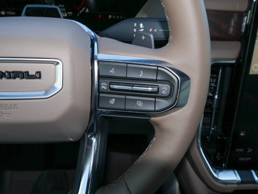 New 2026 GMC Yukon Denali w/ Advanced Technology Package AWD/4WD image 31