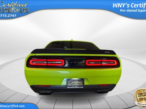 Used 2015 Dodge Challenger R/T Scat Pack w/ Leather Interior Group RWD image 8