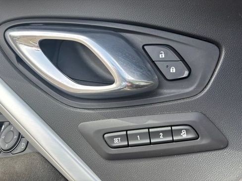 Used 2018 Chevrolet Camaro ZL1 RWD image 12
