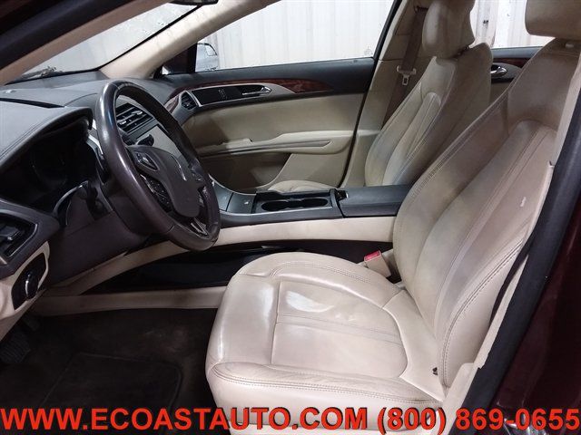 Used 2013 Lincoln MKZ FWD image 10