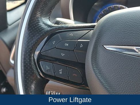 Used 2020 Chrysler Pacifica Limited FWD image 7
