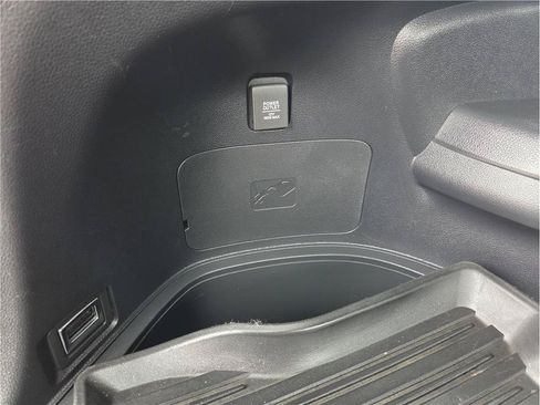 Used 2020 Honda Pilot Black Edition image 37