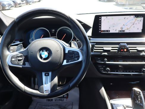 Used 2018 BMW M550i xDrive AWD/4WD image 12