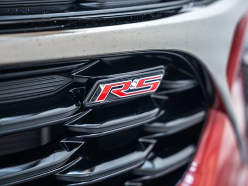 New 2026 Chevrolet Trax RS w/ Sunroof Package FWD image 12