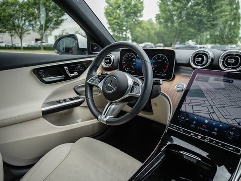 Certified 2024 Mercedes-Benz C 300 Sedan w/ Exclusive Trim Package image 19