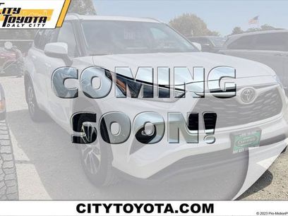 Certified 2026 Toyota Highlander XLE