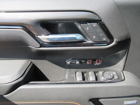 New 2026 GMC Sierra 1500 AT4 w/ AT4 Premium Package AWD/4WD image 19