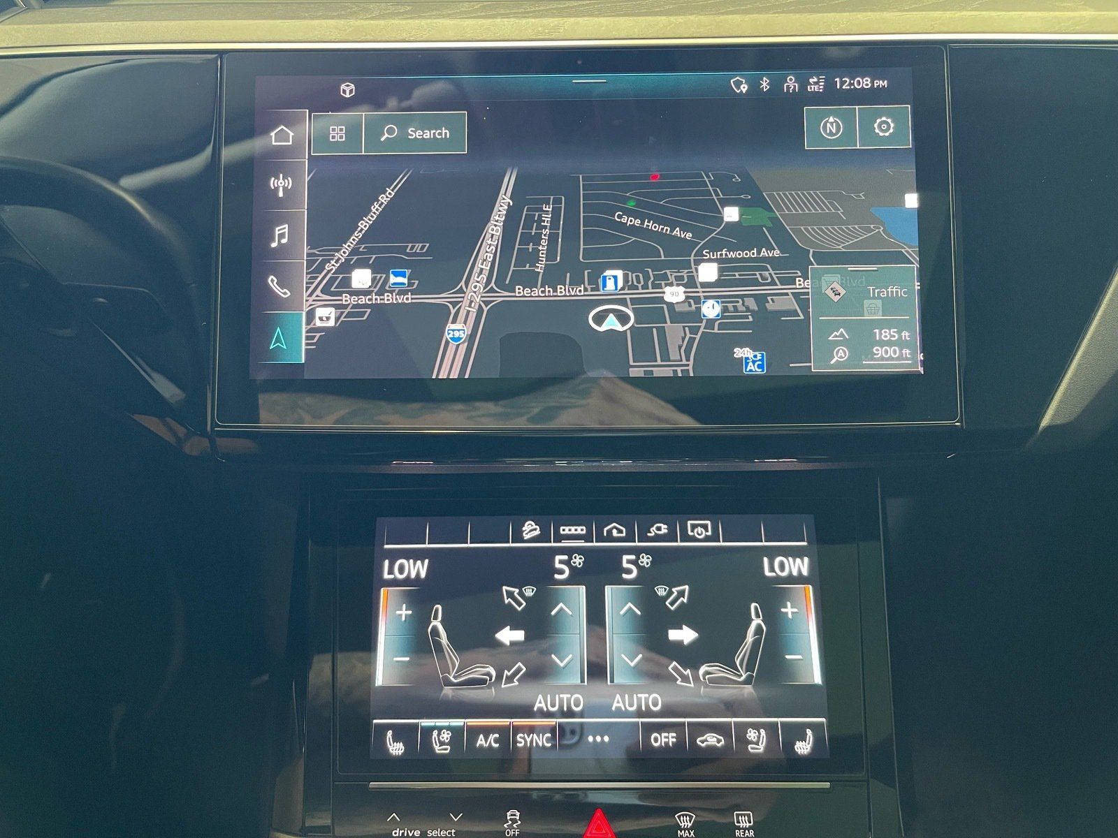Used 2024 Audi Q8 e-tron Premium Plus w/ Premium Plus Package AWD/4WD image 48