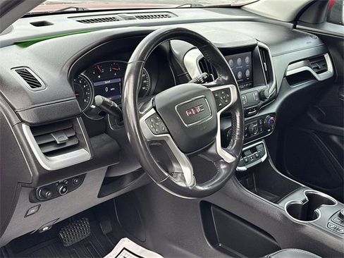 Used 2022 GMC Terrain SLT w/ LPO, Floor Liner Package image 10