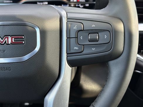 Used 2024 GMC Sierra 1500 Elevation image 6