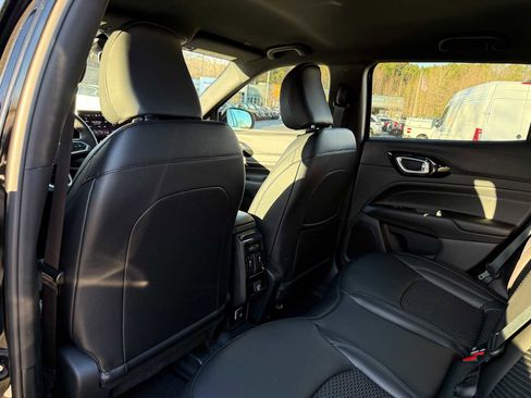 New 2026 Jeep Compass Latitude AWD/4WD image 28