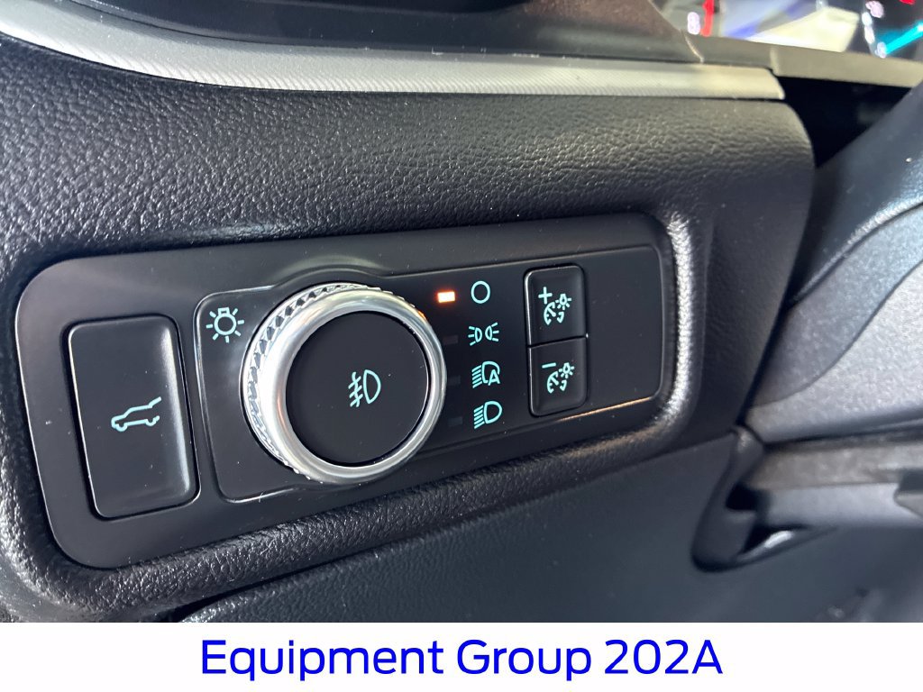 Certified 2021 Ford Explorer XLT w/ Equipment Group 202A RWD image 32