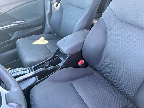 Used 2015 Honda Civic LX image 19